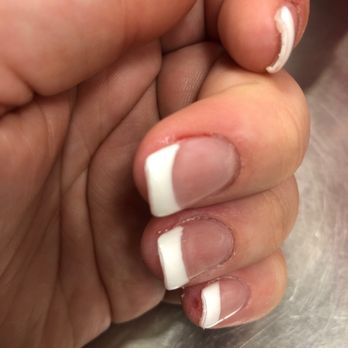 Q Nails & Spa - my middle nail - Nail Salons Near Me - Sutton, Massachusetts