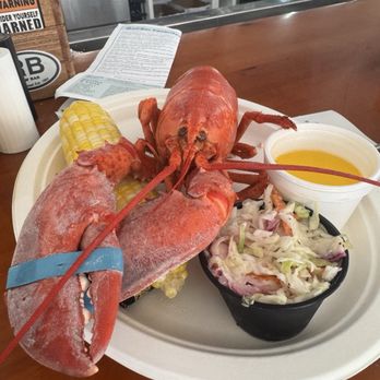 The Raw Bar - Whole lobster 1.25lb - Bars Near Me - Mashpee, Massachusetts The Raw Bar - Whole lobster 1.25lb - Bars Near Me - Mashpee, Massachusetts