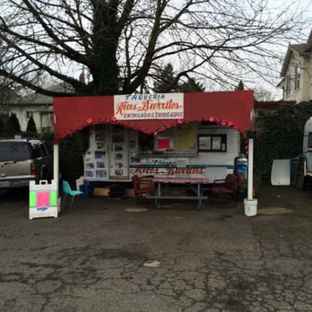Ricos Burritos - Small and hidden , authentic - Mexican Near Me - Portland, Oregon