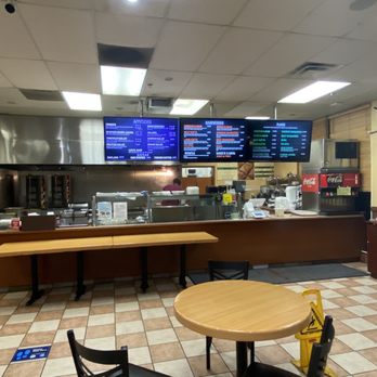 Elias Pita - Restaurant interior - Mediterranean Near Me - Riverside, California Elias Pita - Restaurant interior - Mediterranean Near Me - Riverside, California