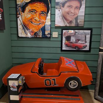 Cooter's Place - Luray - Museums Near Me - Luray, Virginia