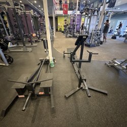 Anytime Fitness - Incline and standing row machines