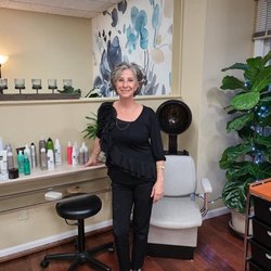 Roots To Ends Hair Salon - Welcome to Roots To Ends Hair Salon,Inc.
We are looking forward to seeing you!