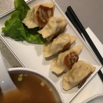 Yuxi - 5 pc dumplings 4.50 - Chinese Near Me - Paris, 75 Yuxi - 5 pc dumplings 4.50 - Chinese Near Me - Paris, 75