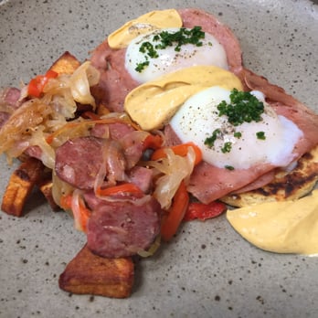 Husk - Eggs benedict - Southern Near Me - Nashville, Tennessee