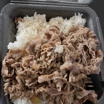 Yoshinoya - Combo XL? More like Rice XL - Japanese Near Me - El Monte, California Yoshinoya - Combo XL? More like Rice XL - Japanese Near Me - El Monte, California