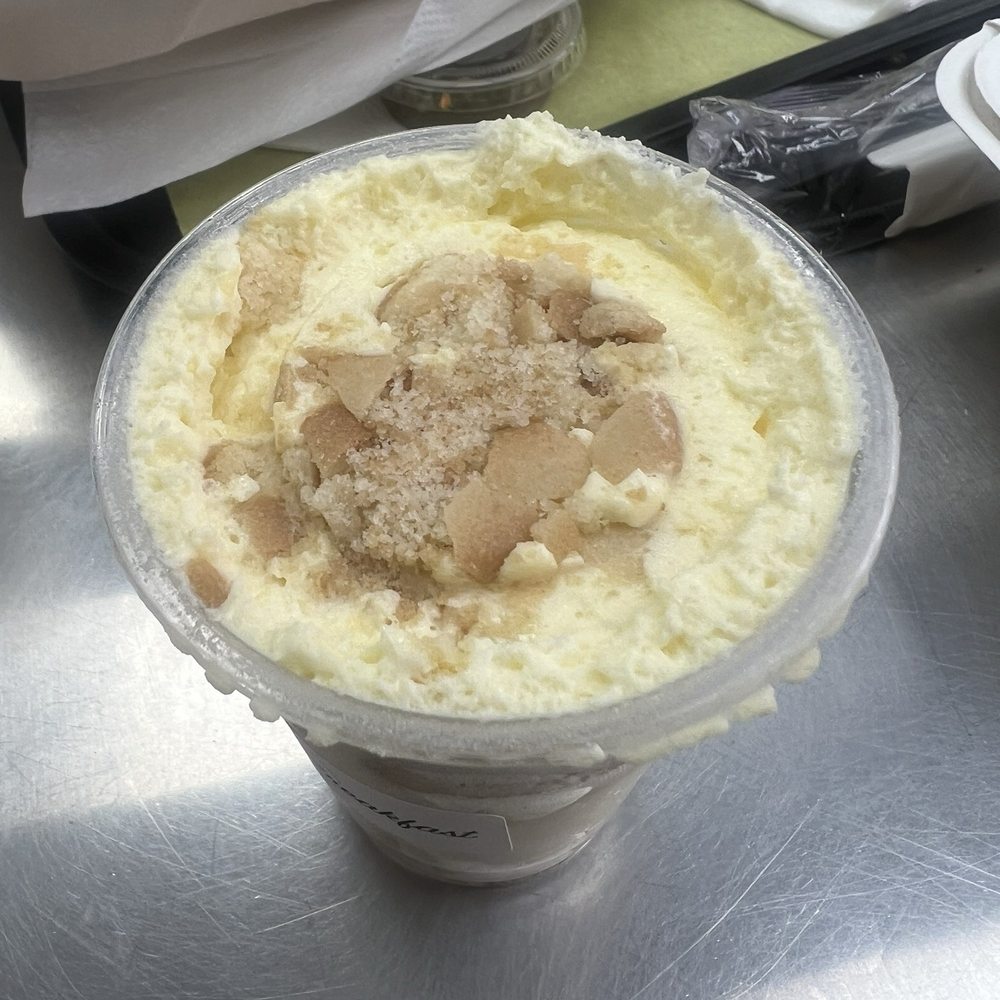 Bread & Breakfast - Burbank - Banana pudding - Breakfast & Brunch Near Me - Burbank, California Bread & Breakfast - Burbank - Banana pudding - Breakfast & Brunch Near Me - Burbank, California