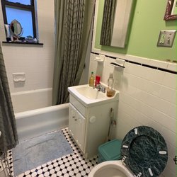 Queens Cleaning - Regular bathroom