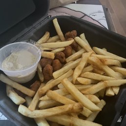 Reaaaaalllly generous servings of popcorn chicken -_-