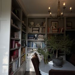 The Seasoned Farmhouse