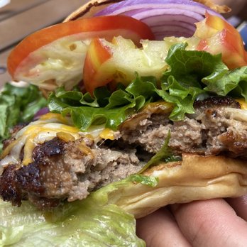 Barefoot Beach Cafe - Breakfast & Brunch Near Me - Honolulu, Hawaii