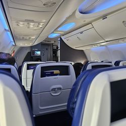 Avelo Airlines - Empty seats