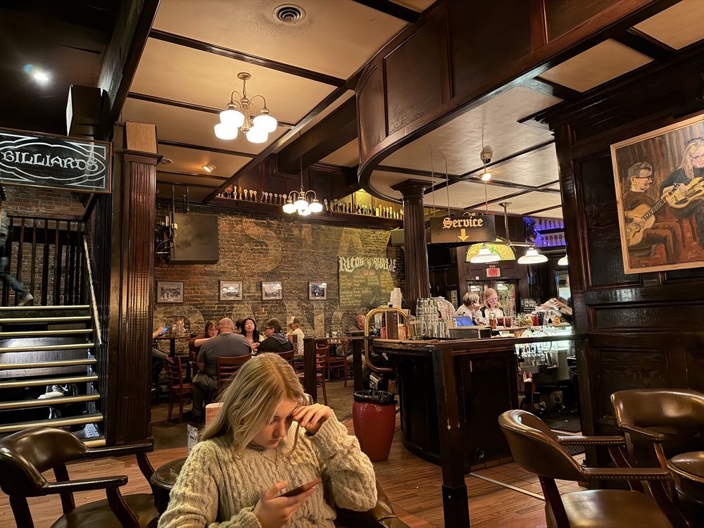 Rico's Pub