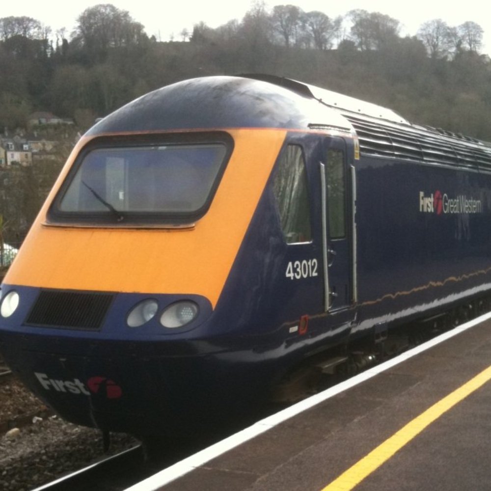 First Great Western - FGW Locomotive, this at Bath Spa station - Public Transportation Near Me - Par, CON First Great Western - FGW Locomotive, this at Bath Spa station - Public Transportation Near Me - Par, CON