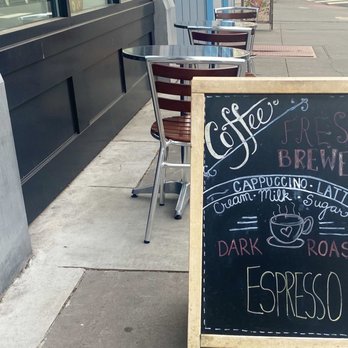 L' Atelier Du Chocolat - Small seating are out front. - Chocolatiers & Shops Near Me - Jersey City, New Jersey L' Atelier Du Chocolat - Small seating are out front. - Chocolatiers & Shops Near Me - Jersey City, New Jersey