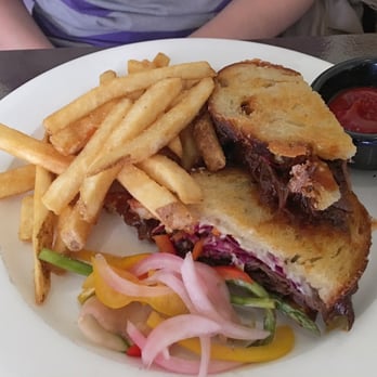 Rapscallion Table & Tap - Barbecue Beef Sandwich. - Brewpubs Near Me - Acton, Massachusetts Rapscallion Table & Tap - Barbecue Beef Sandwich. - Brewpubs Near Me - Acton, Massachusetts