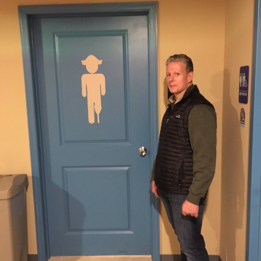 Shipwrecked - Bathrooms even for pirates..... - Mini Golf Near Me - Brooklyn, New York