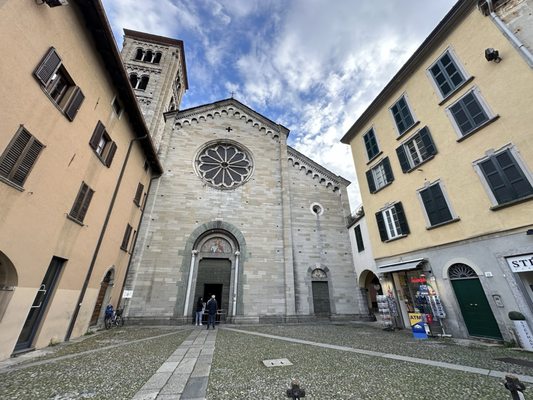 Basilica di San Fedele by null