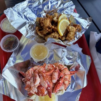 Red's Eats - Seafood Near Me - Wiscasset, Maine Red's Eats - Seafood Near Me - Wiscasset, Maine