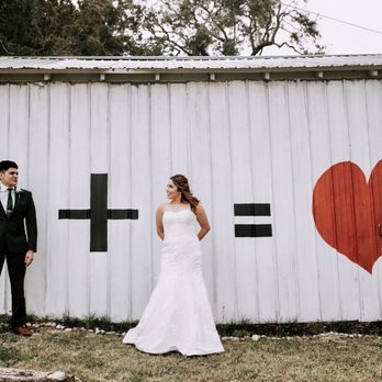 Blissful Hill - Near entrance of venue - Venues & Event Spaces Near Me - Spicewood, Texas