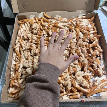 D Wings & Ribs - My hand comparison to the pizza box LOL!! - Chicken Wings Near Me - National City, California D Wings & Ribs - My hand comparison to the pizza box LOL!! - Chicken Wings Near Me - National City, California