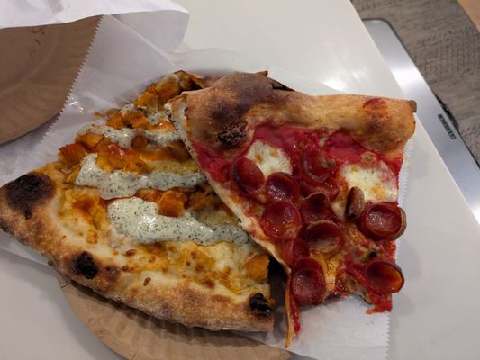 Little Plaza Pizza by null