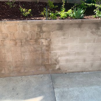Atlas Pools - Retaining wall by Tulio/Atlas. A mess, even worse in person. Uneven and discolored. - Pool & Hot Tub Service Near Me - Laguna Niguel, California Atlas Pools - Retaining wall by Tulio/Atlas. A mess, even worse in person. Uneven and discolored. - Pool & Hot Tub Service Near Me - Laguna Niguel, California