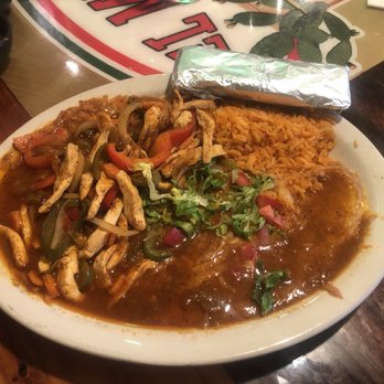 El Milagro Mexican Restaurant - House dish; Pollo El Milagro - Mexican Near Me - Grass Valley, California El Milagro Mexican Restaurant - House dish; Pollo El Milagro - Mexican Near Me - Grass Valley, California