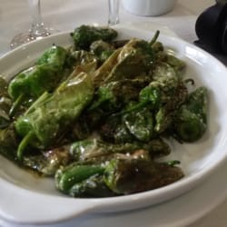 Casa Dos Caracois - Pimentos de Padron: the big ones don't have the same delicate taste, so I skipped those
