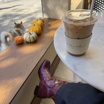 Le Petit Paris - Caramel latte - Bakeries Near Me - Kew Gardens, New York Le Petit Paris - Caramel latte - Bakeries Near Me - Kew Gardens, New York