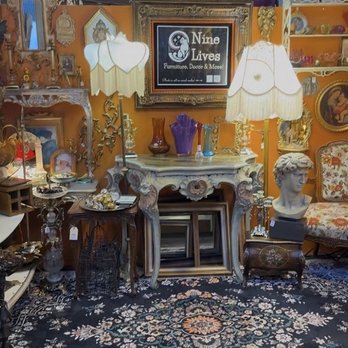 Retropolitan - Used, Vintage & Consignment Near Me - Portland, Oregon