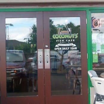 Coconuts Fish Cafe - Seafood Near Me - Kihei, Hawaii