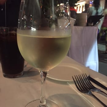 Mi Piace - Pinot Grigio - Italian Near Me - Pasadena, California Mi Piace - Pinot Grigio - Italian Near Me - Pasadena, California