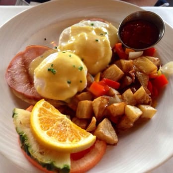 Gertrude's - Egg Benedict - New American Near Me - Baltimore, Maryland