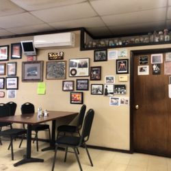 Knack's Parkview Cafe