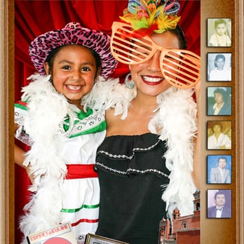 Foteo - Photo Booth Rentals Near Me Foteo - Photo Booth Rentals Near Me