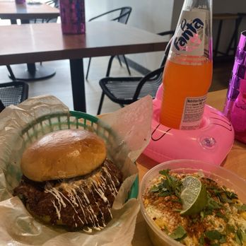 Mnches Kitchen - Burger and street corn - Tacos Near Me - Newark, Ohio