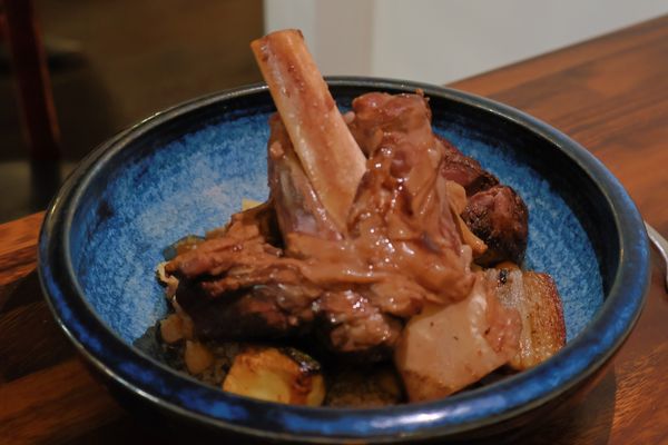 Chapeau by null Chapeau by null