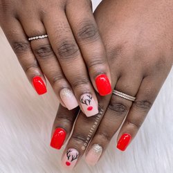 Pretiff Nail Bar - Christmas is comingggg