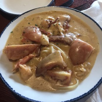 Red Lobster - RL Signature Creamy Lobster Alfredo - Seafood Near Me - Frederick, Maryland