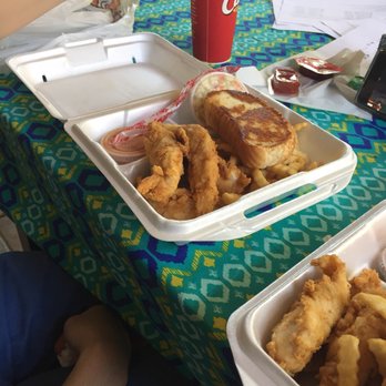 Raising Cane's Chicken Fingers - Stays fresh even after bringing it home! - Fast Food Near Me - Flower Mound, Texas Raising Cane's Chicken Fingers - Stays fresh even after bringing it home! - Fast Food Near Me - Flower Mound, Texas