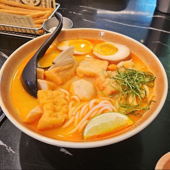 TeaWood Cafe - Singapore Laksa Lai Fun - coconut curry soup, makrut lime leaves, spicy, and a little sweet, - Japanese Near Me - San Francisco, California TeaWood Cafe - Singapore Laksa Lai Fun - coconut curry soup, makrut lime leaves, spicy, and a little sweet, - Japanese Near Me - San Francisco, California