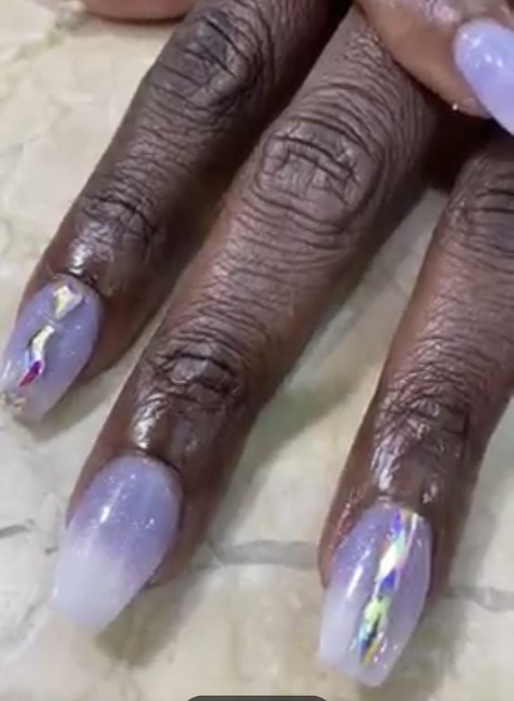 Beautiful Nails Logo