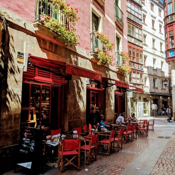 Kapikua - Right in the Casco Viejo - Spanish Near Me - Bilbao, BI