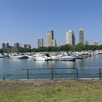 Diversey Harbor - Boating Near Me - Chicago, Illinois