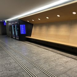 SBB Bahnverkehrszentrum - Waiting area