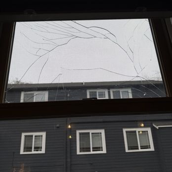 E&G Windows & Glass - Duel-pane window blown out. - Windows Installation Near Me - Everett, Washington E&G Windows & Glass - Duel-pane window blown out. - Windows Installation Near Me - Everett, Washington