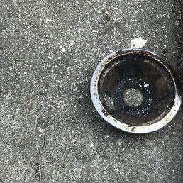 Garbage left for days by maintenance in walkways when remodeling a unit. Tenants cleaned it up eventually. Garbage left for days by maintenance in walkways when remodeling a unit. Tenants cleaned it up eventually.