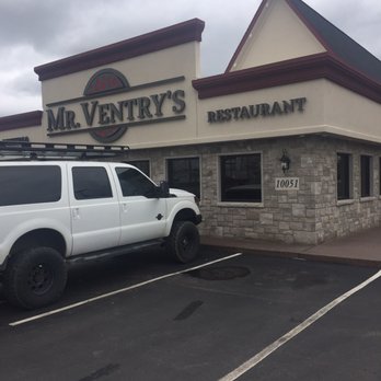 Mr. Ventry's Pizza on the Boulevard - Front of building (Sorry my excursion was blocking the rest ) lol - Pizza Near Me - Niagara Falls, New York