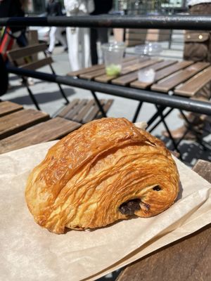 Neighbor Bakehouse by null